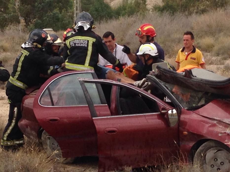 Herido en un accidente de coche en Alicante