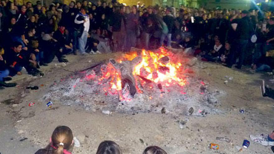 La expectación fue máxima durante el ensayo de los ´goigs´ de Sant Antoni.