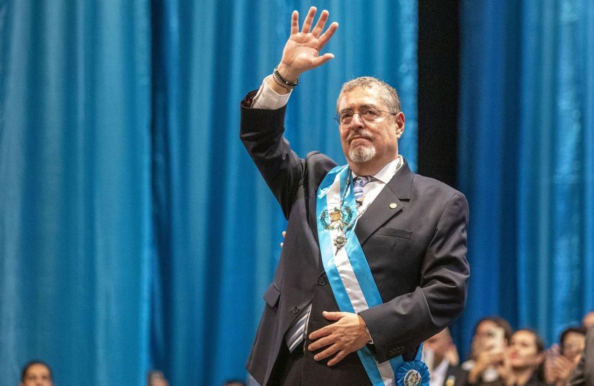 Arévalo, president de Guatemala després de l’intent de sabotatge del Congrés