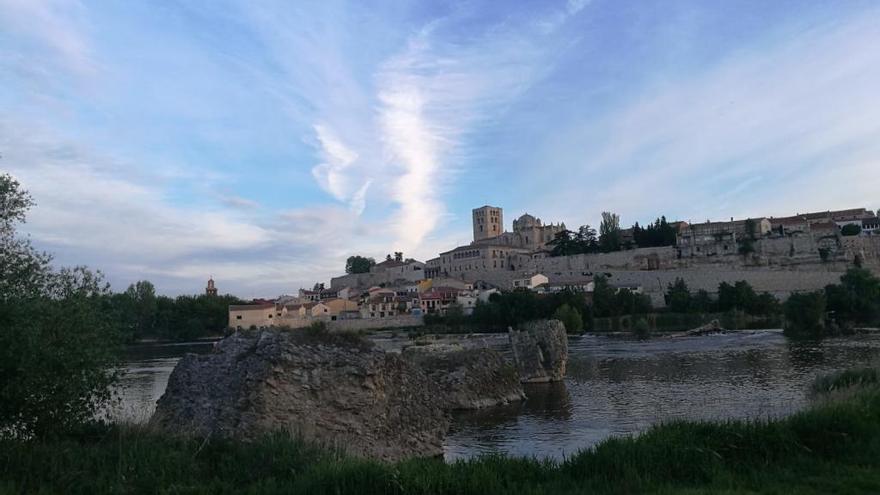 Cielos nubosos en la capital