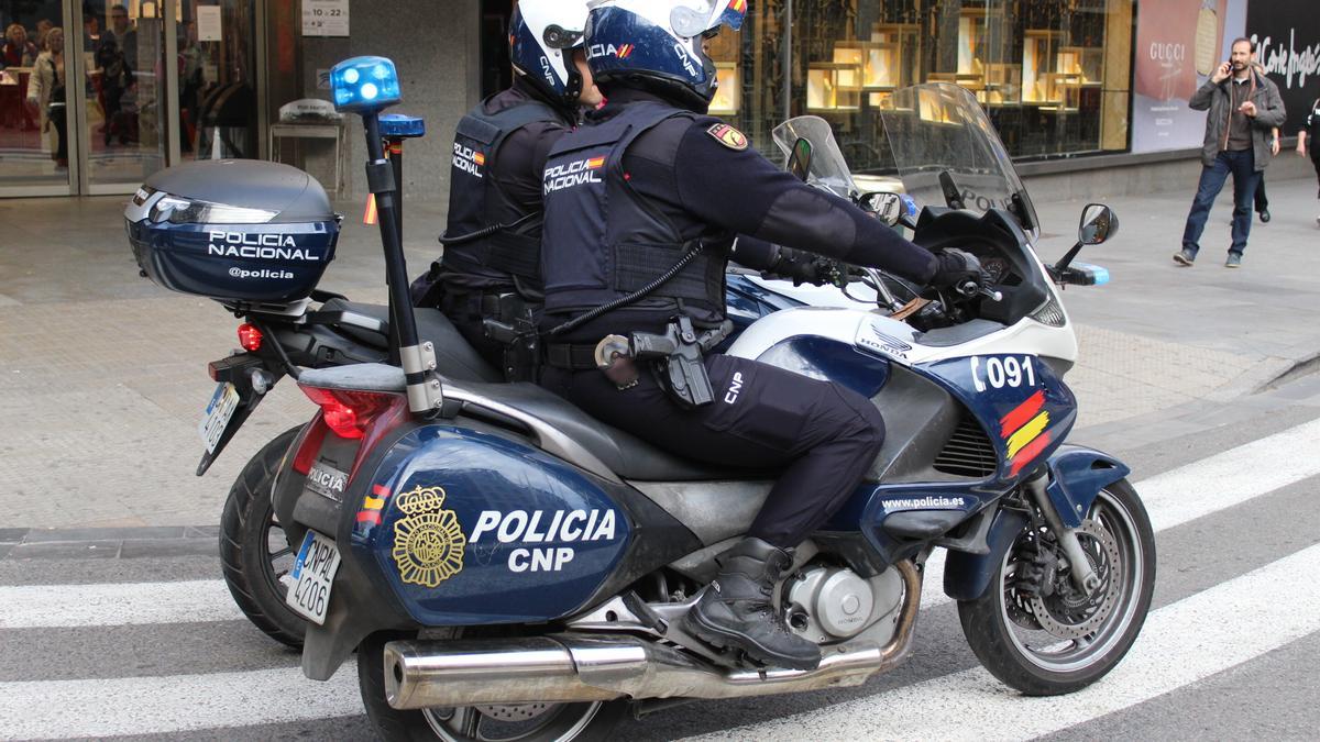 Dos detenidos por agredir a la propietaria de un bar de València