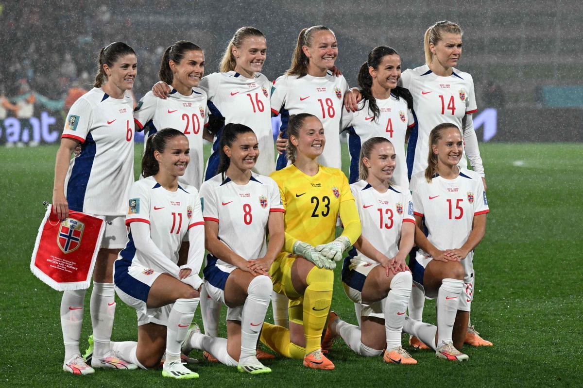 Partidos de selección femenina de fútbol de noruega