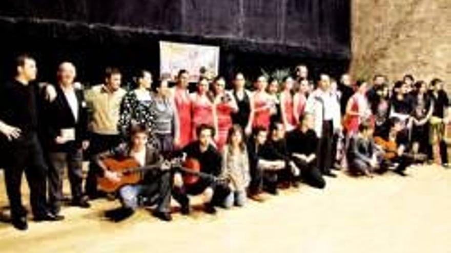 Veinte jóvenes participan en el encuentro flamenco