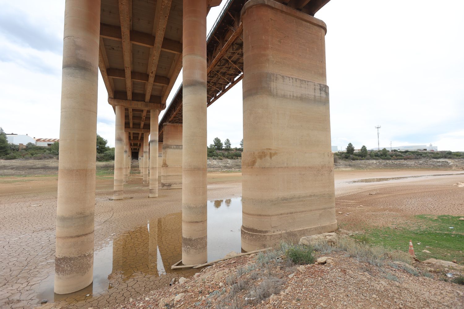 El pantano de María Cristina, prácticamente sin agua