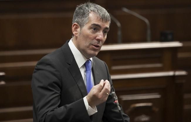 18/04/2017.CANARIAS POLITICA.Pleno del Parlamento de Canarias..Fotos: Carsten W. Lauritsen