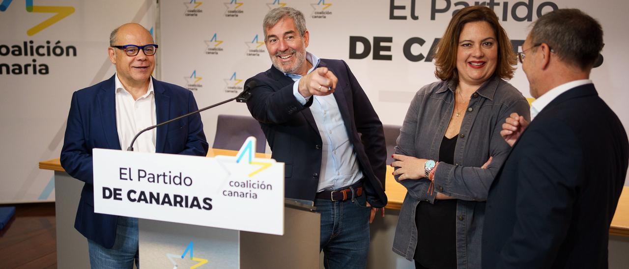 José Miguel Barragán, Fernando Clavijo, Beatriz Calzada y Sergio Rodríguez en la presentación de la lista regional de CC.