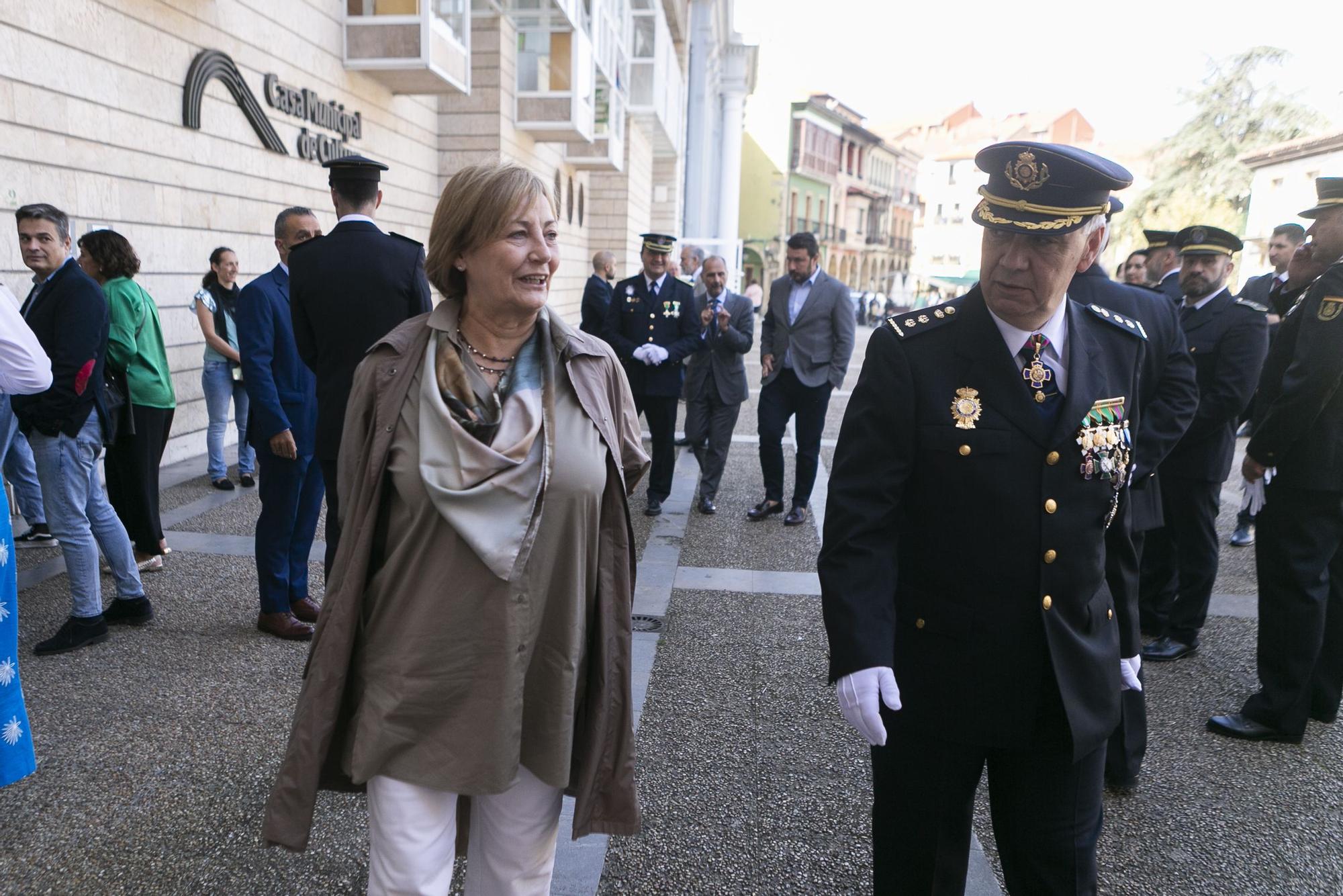 En imágenes: así celebró la Policía Nacional los Ángeles Custodios en Avilés