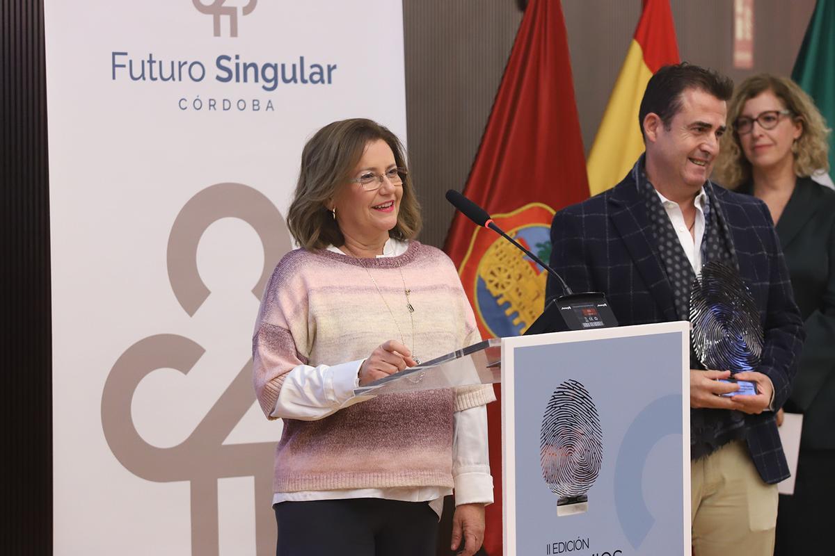 Pastelerías Roldán, Cajasol y el fiscal Fernando Santos, premiados por su labor con la discapacidad