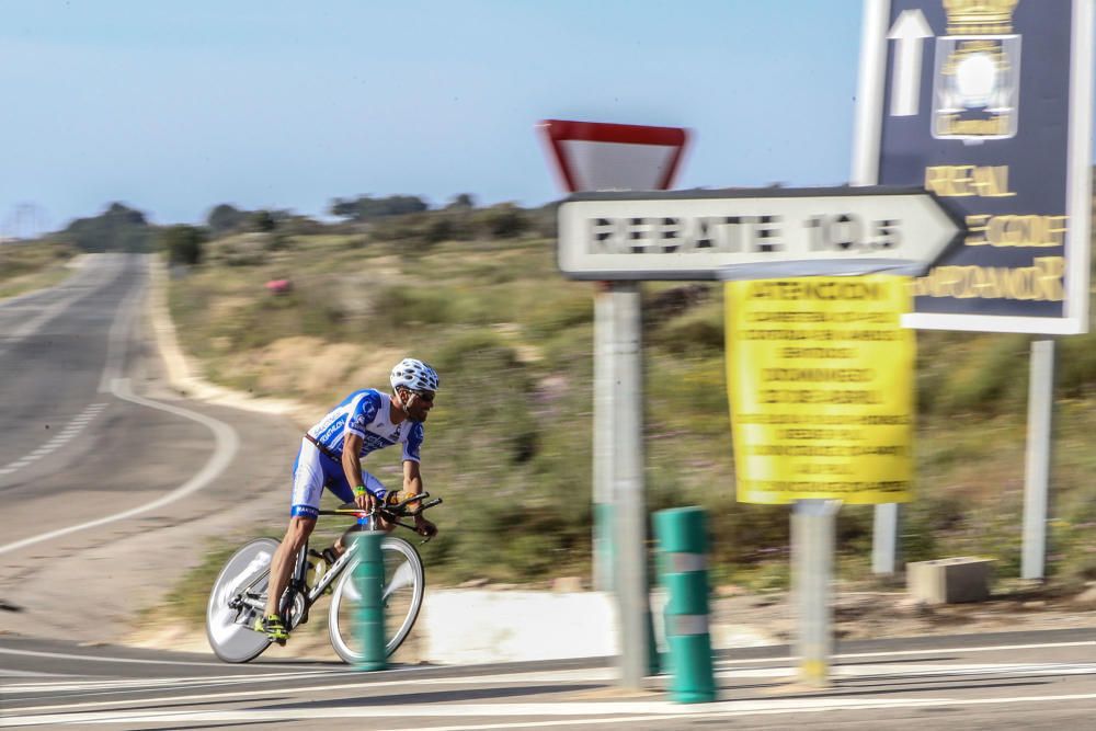 Gustavo Rodríguez y Anna Noguera ganan el Triatlón