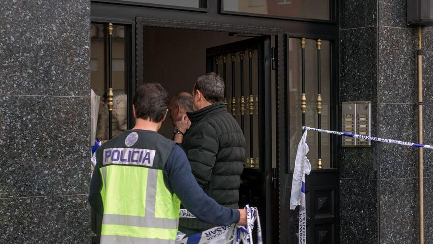Un hombre mata a su mujer con un cuchillo en Viveiro