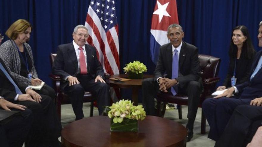 Reunión entre Obama y Raúl Castro