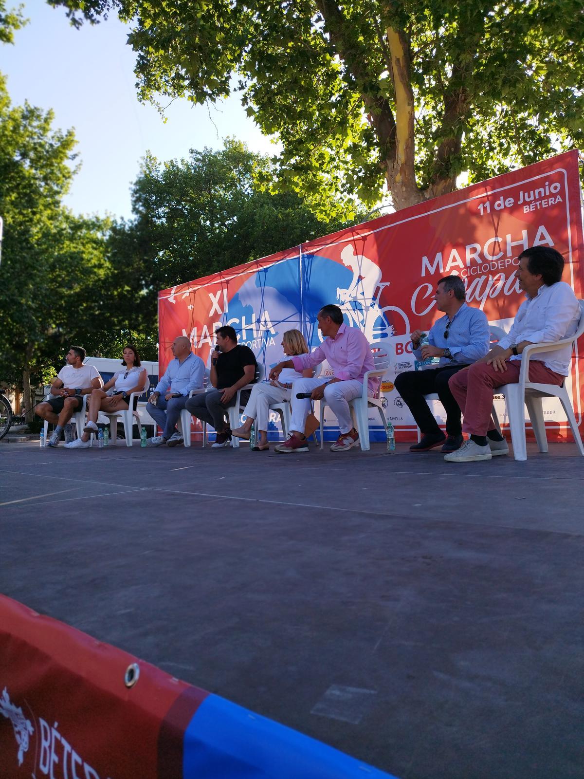 Destacados representantes del ciclismo asistieron a la presentación