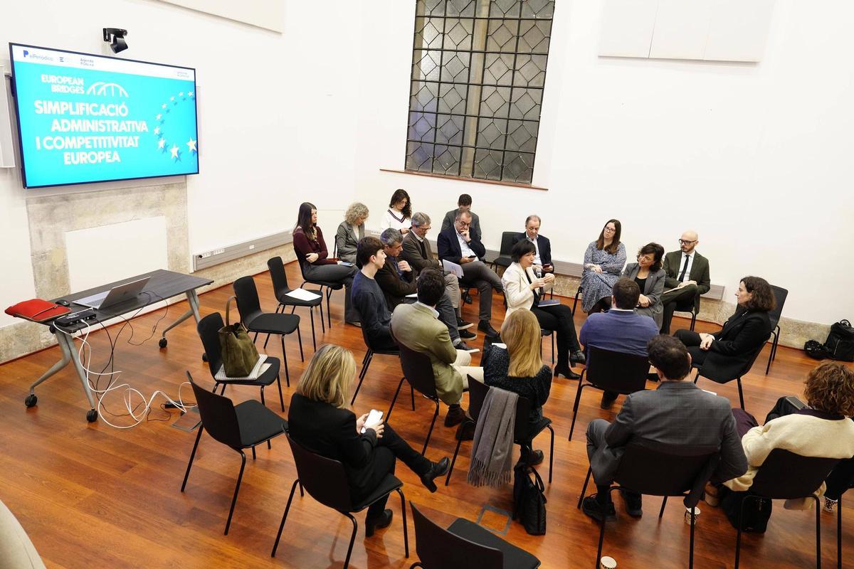 European Bridges: 'Simplificación administrativa y competitividad europea'. Imagen general del evento.