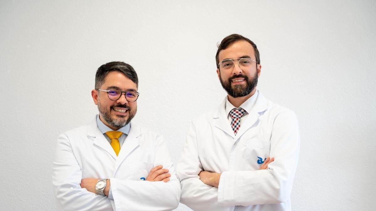 Dr. Gabriel Gerardo i Dr. Rafael Díaz del Gobbo, metges especialistes en cirurgia general i de l’aparell digestiu