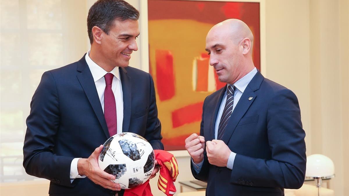 Pedro Sánchez y Luis Rubiales, en la Moncloa.