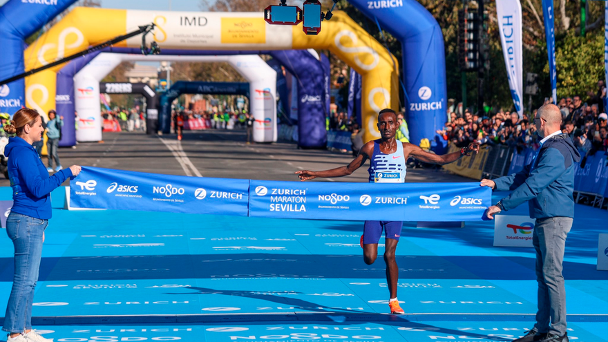 Deresa Geleta se corona campeón del Zurich Maratón Sevilla 2024