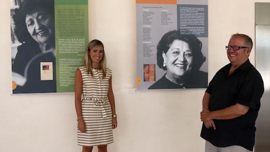 Patricia Alba y Juan José Téllez, en la exposición.