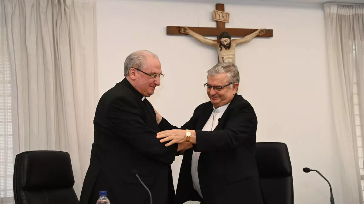 Junio: Relevo en la Archidiócesis de Mérida-Badajoz