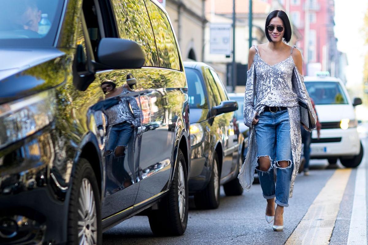 Tendencia vestido + jeans: aire 'glitter'