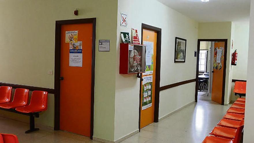 Consulta de Pediatría del Centro de Salud de Aldán.  // Gonzalo Núñez