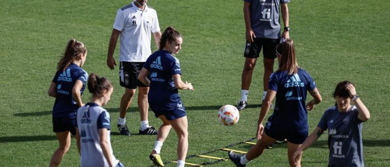 Un entrenamiento reciente de la selección. E.P.