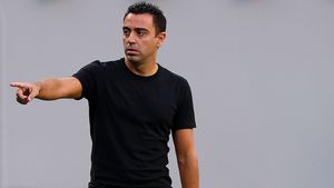 Xavi guanya el seu setè títol a Qatar mentre continua fent oposicions a la banqueta del Barça