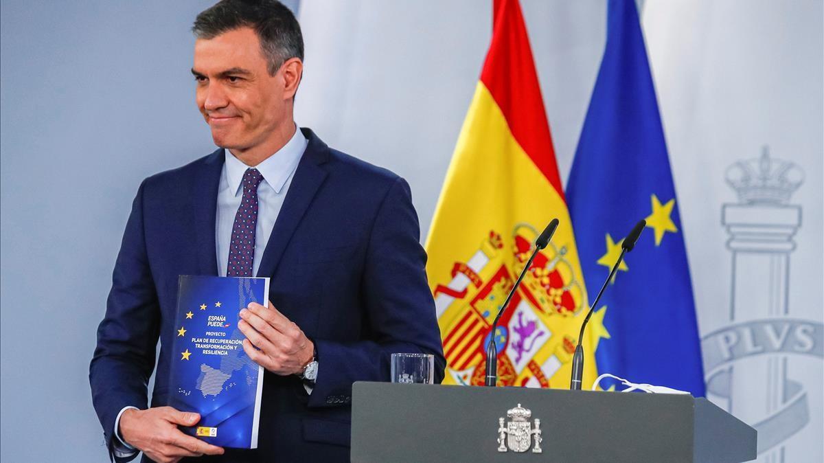 MADRID  13 04 2021 - El presidente del Gobierno  Pedro Sanchez  en rueda de prensa tras la reunion del Consejo de Ministros  este martes en el Palacio de la Moncloa  EFE  Emilio Naranjo