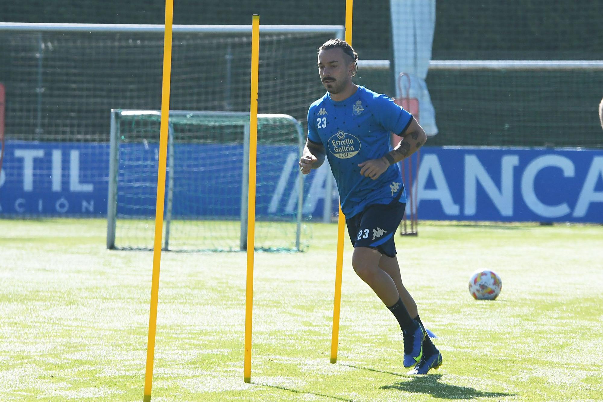 El Deportivo trabaja en Abegondo antes de su última prueba de pretemporada