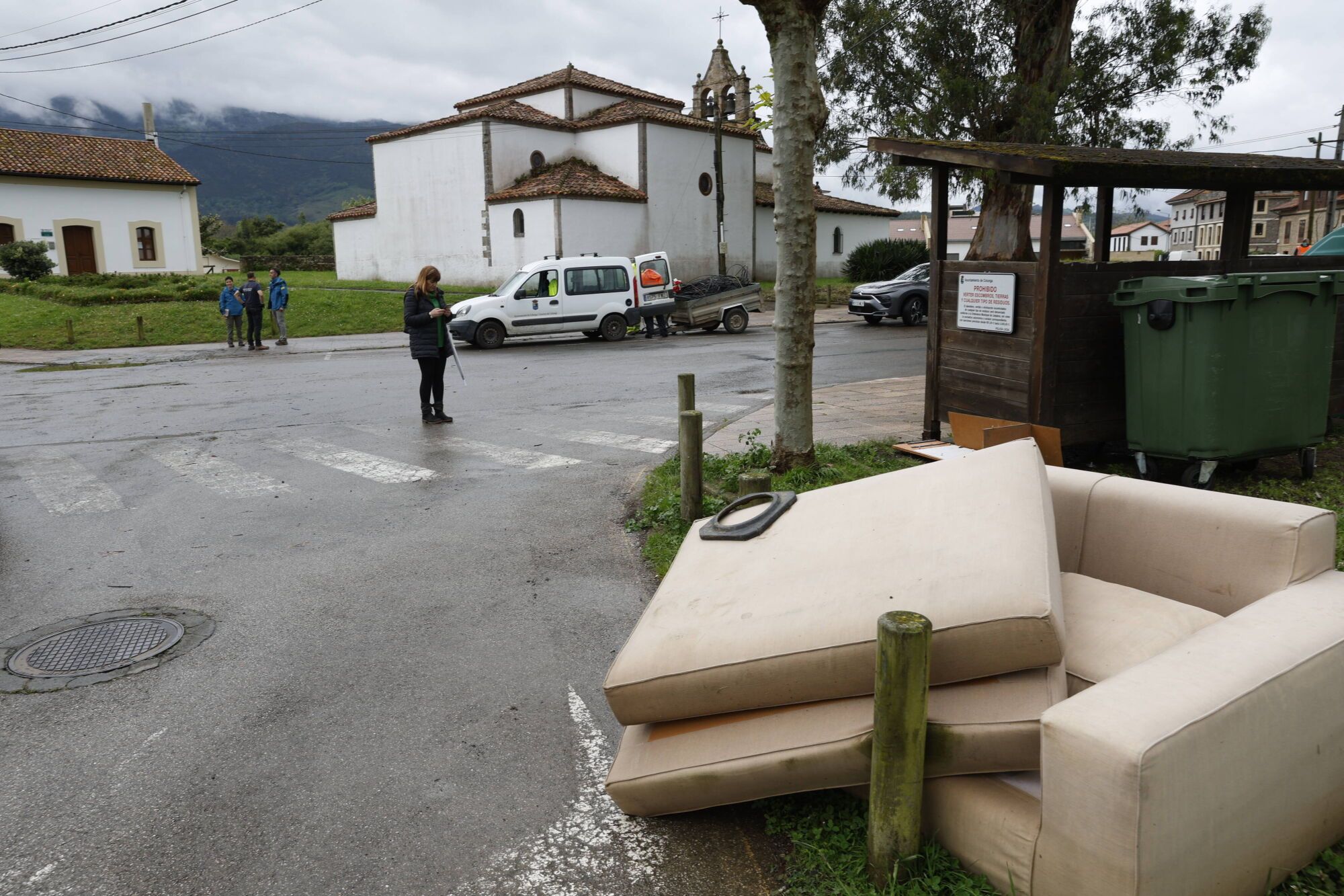 EN IMÁGENES: Caos en Colunga por las inundaciones de esta madrugada