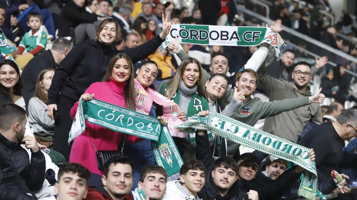 Córdoba CF-Castellón: las imágenes de la afición en El Arcángel