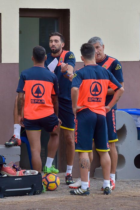 Entrenamiento de la UD en el campo de Las Burras