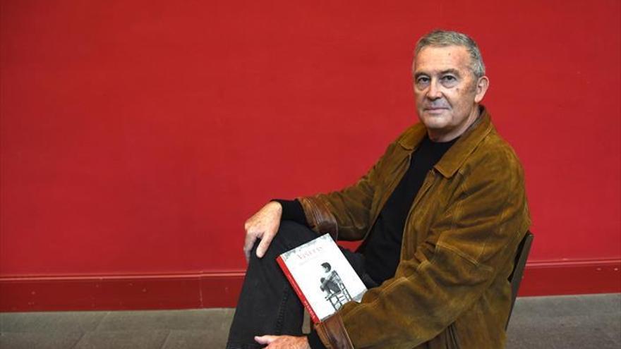 Agustín Sánchez Vidal recibe el Premio de las Letras con una nueva novela terminada