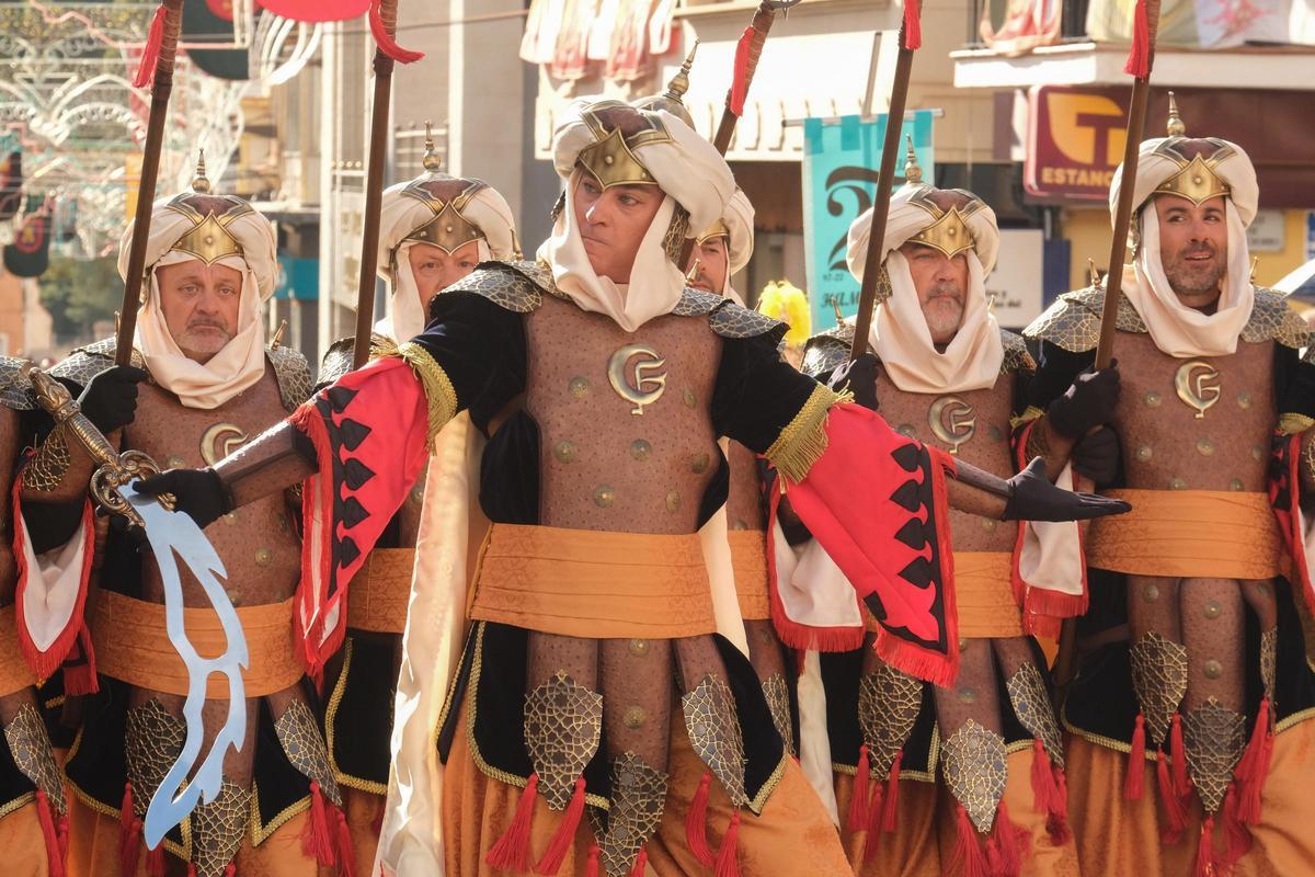 Así ha sido la Entrada Mora de las fiestas de Petrer Así ha sido la Entrada Mora de las fiestas de Petrer