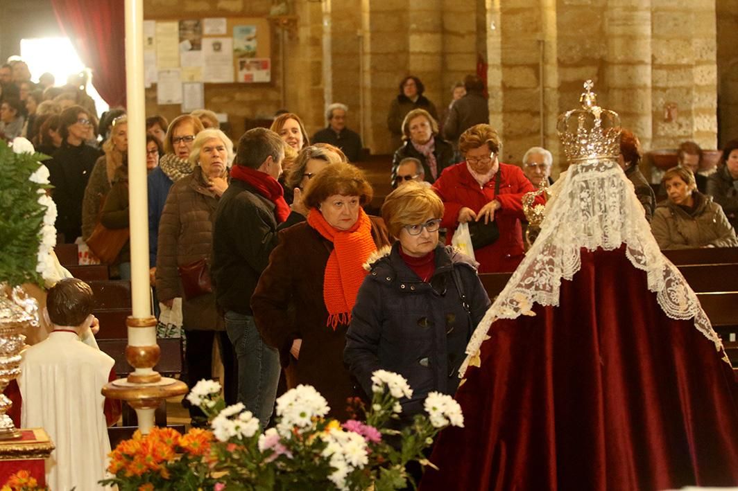 Devoción en torno a la Virgen de los Remedios