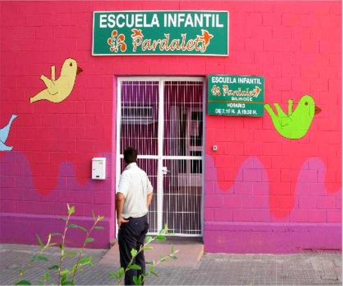 Fachada de la escuela infantil "Els pardalets", en el barrio de San José de Valencia.