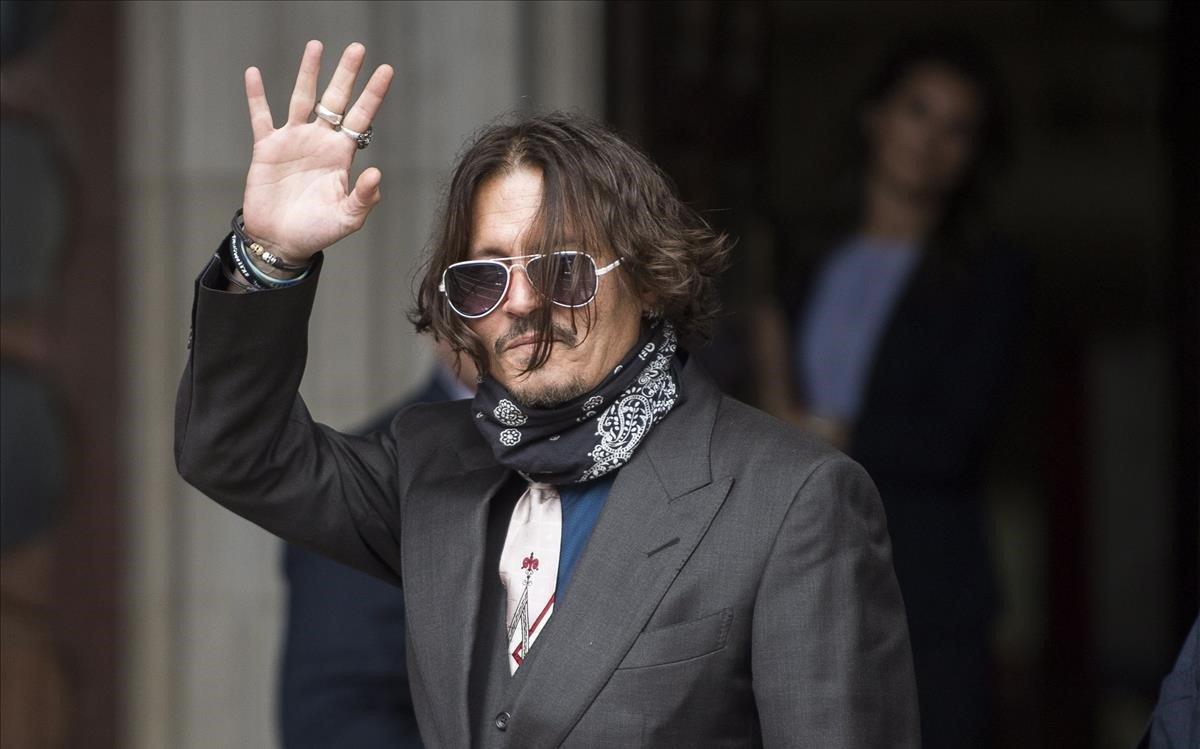 zentauroepp54034617 london  united kingdom   08 07 2020   us actor johnny depp w201126135713