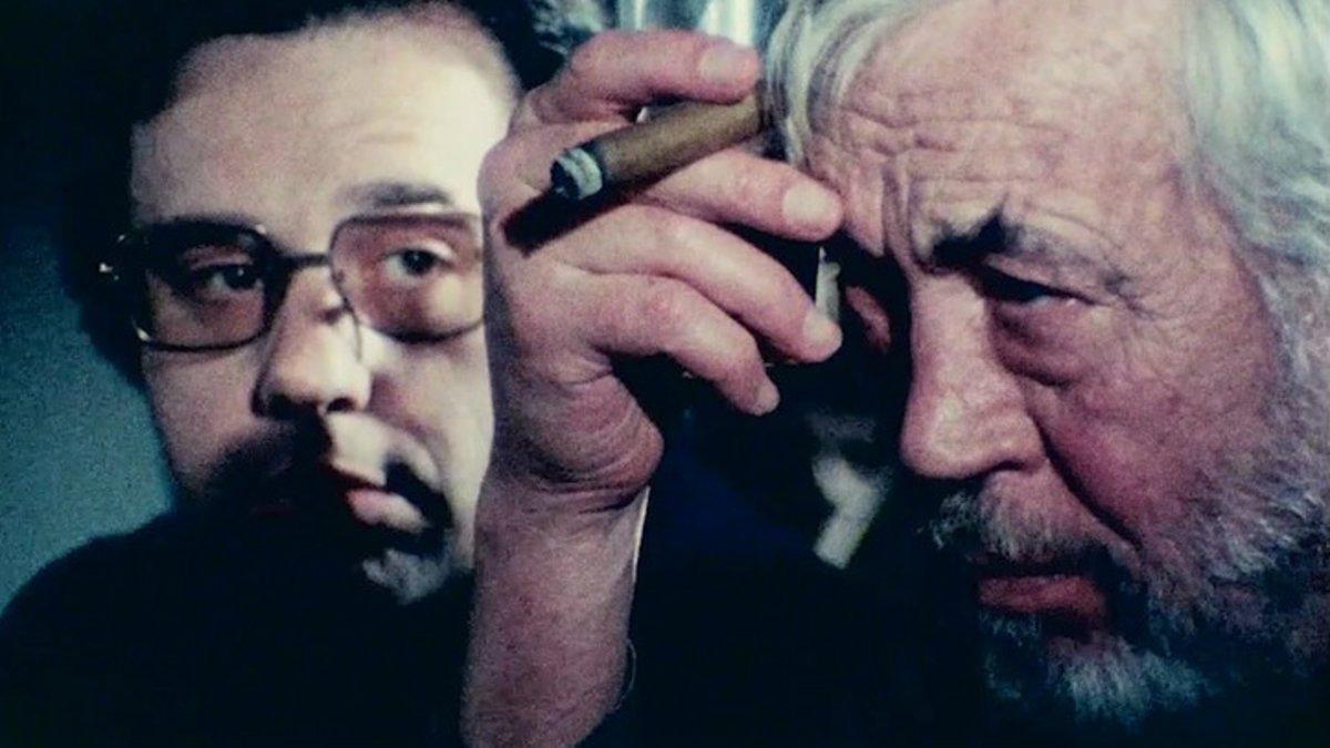 Peter Bogdanovich y John Huston, en 'Al otro lado del viento', de Orson Welles