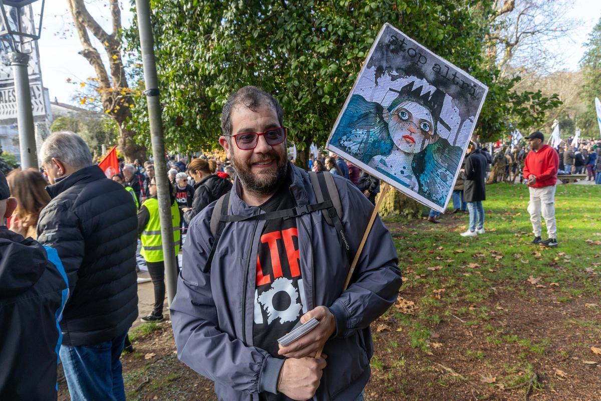 Manifestación en Santiago en contra del proyecto de Altri en Palas de Rei: así está transcurriendo Manifestación en Santiago en contra del proyecto de Altri en Palas de Rei: así está transcurriendo