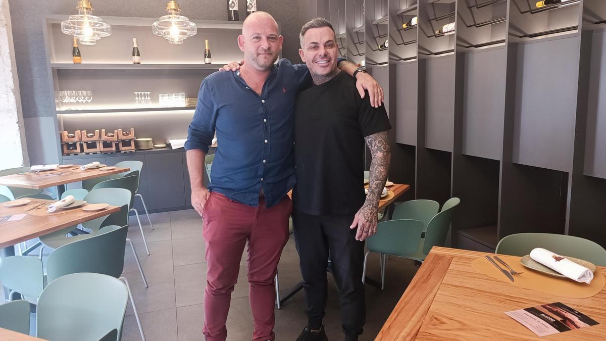 Kike Espino y Yeray Reyes, en uno de los espacios de Morro Colorao.