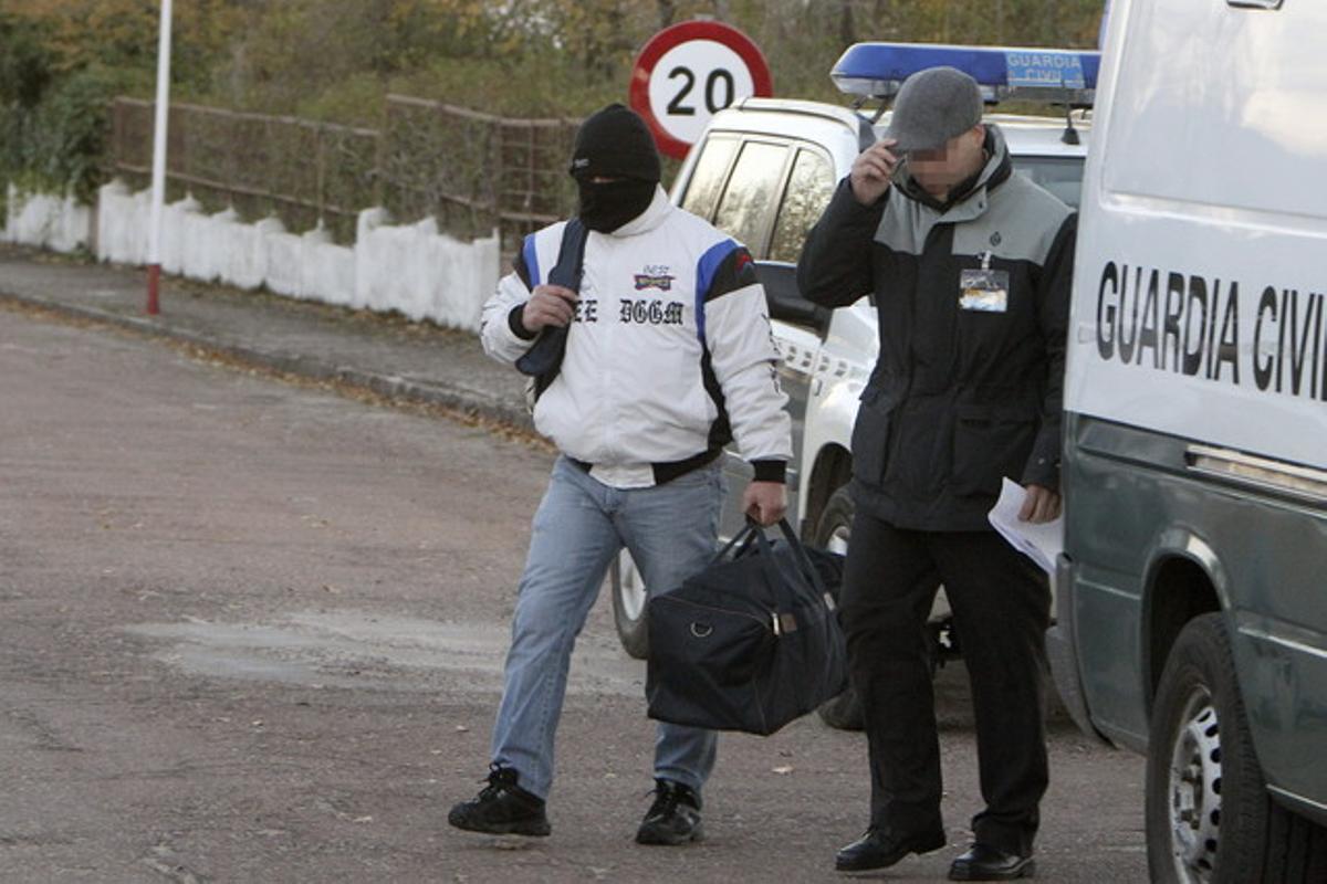 Ricart surt de la presó d’Herrera de La Mancha, el passat dia 29.