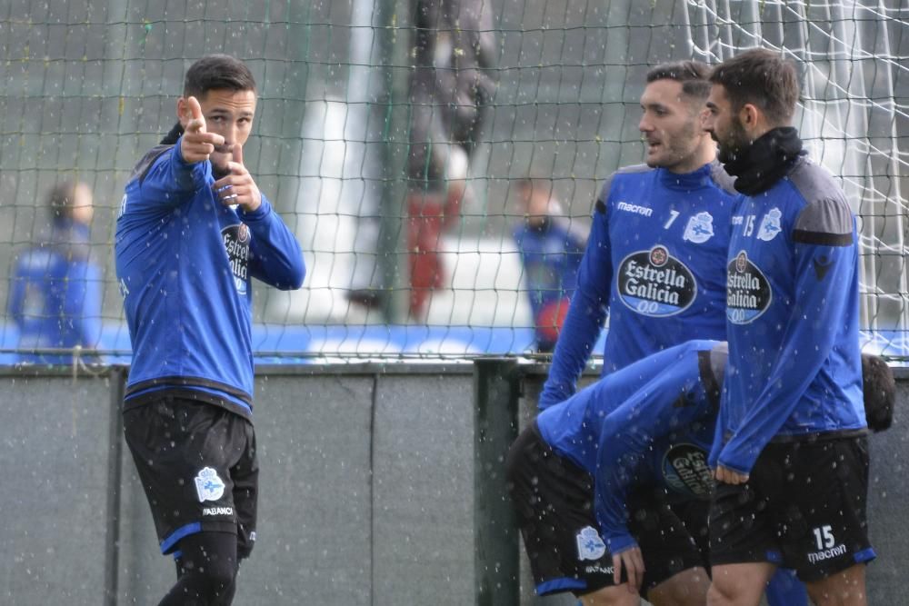 Raúl Albentosa trabajó con el grupo. Al margen se ejercitaron los lesionados Edu Expósito y Gerard Valentín.