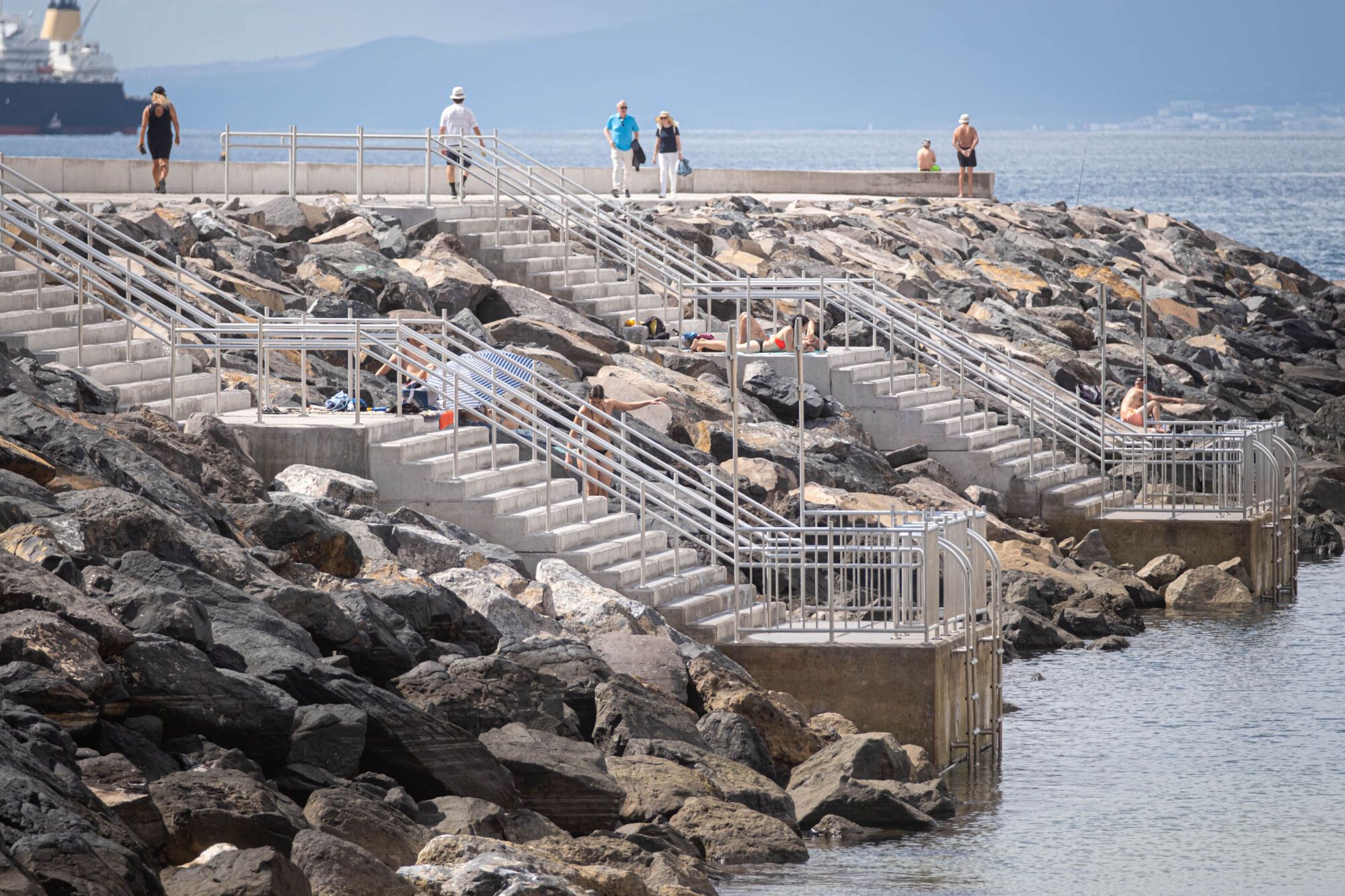 Inauguración de la escollera de Las Teresitas