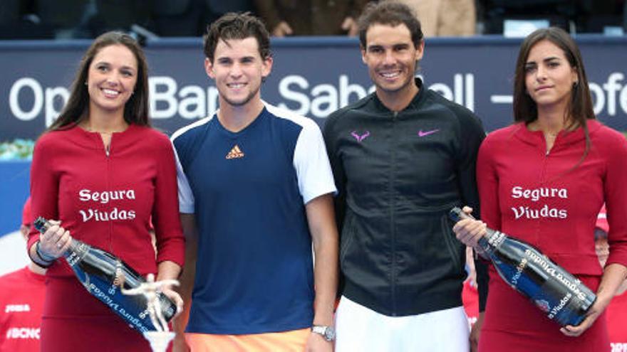 Rafa Nadal celebra su décimo título del Godó tras su victoria ante Thiem