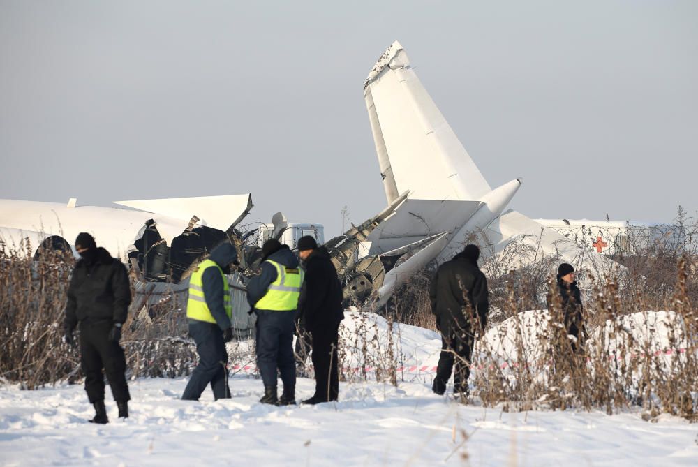 Almenys 12 morts en un accident aeri al Kazakhstan