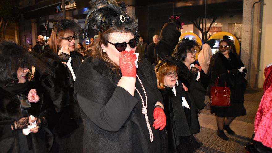 El entierro de la sardina despide el carnaval en Mallorca