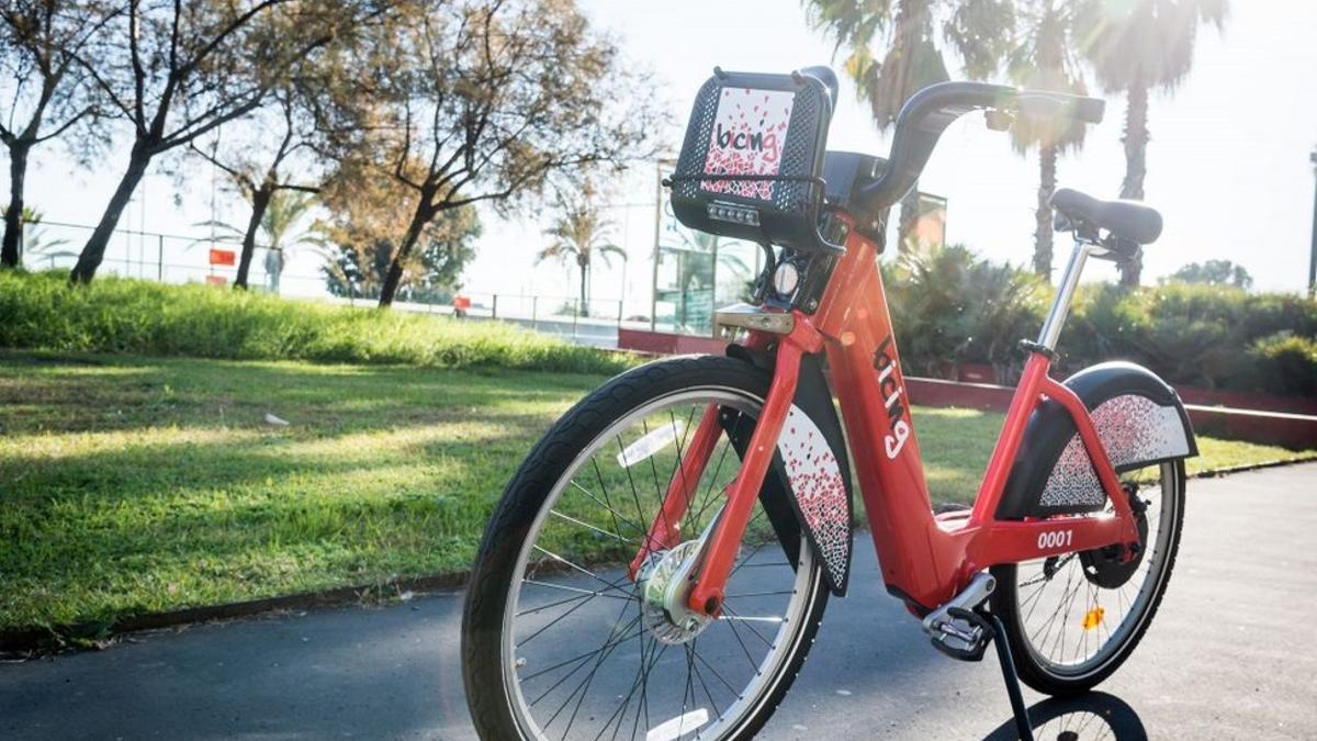 Una bicicleta perteneciente al servicio del Bicing promovido por el Ayuntamiento de Barcelona.