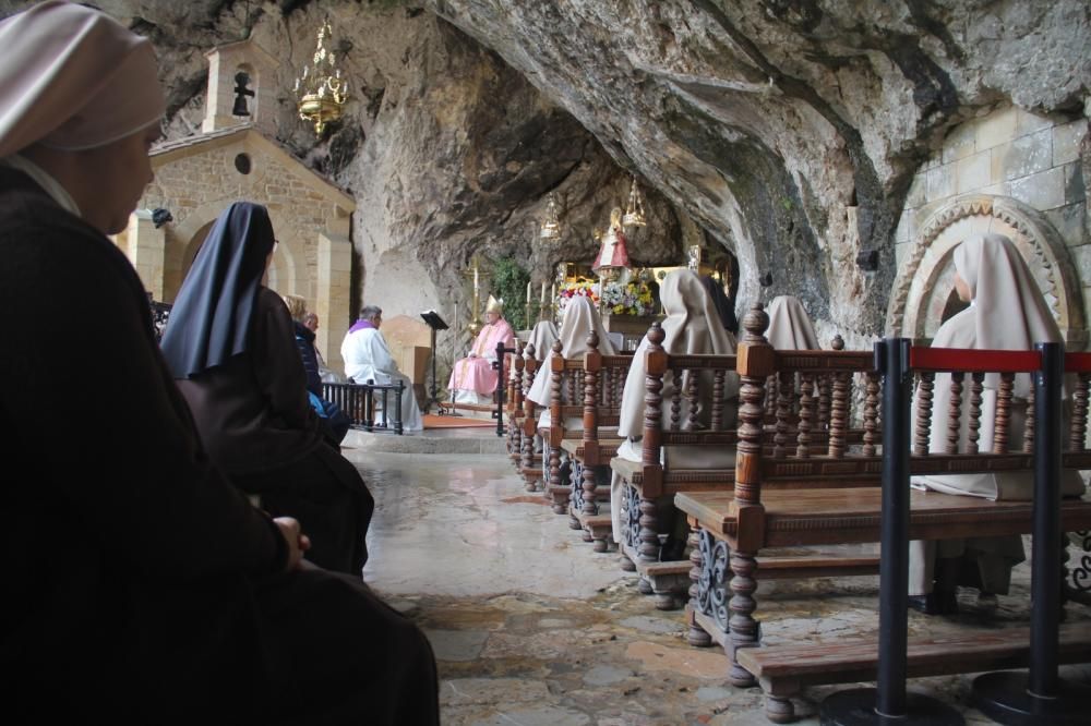 Misa del Arzobispo en Covadonga