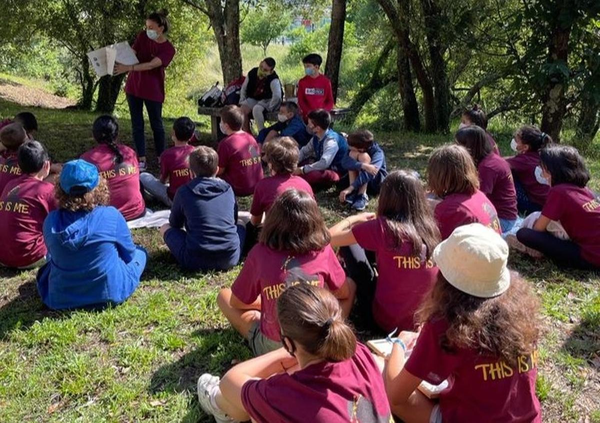 En una actividad exterior.