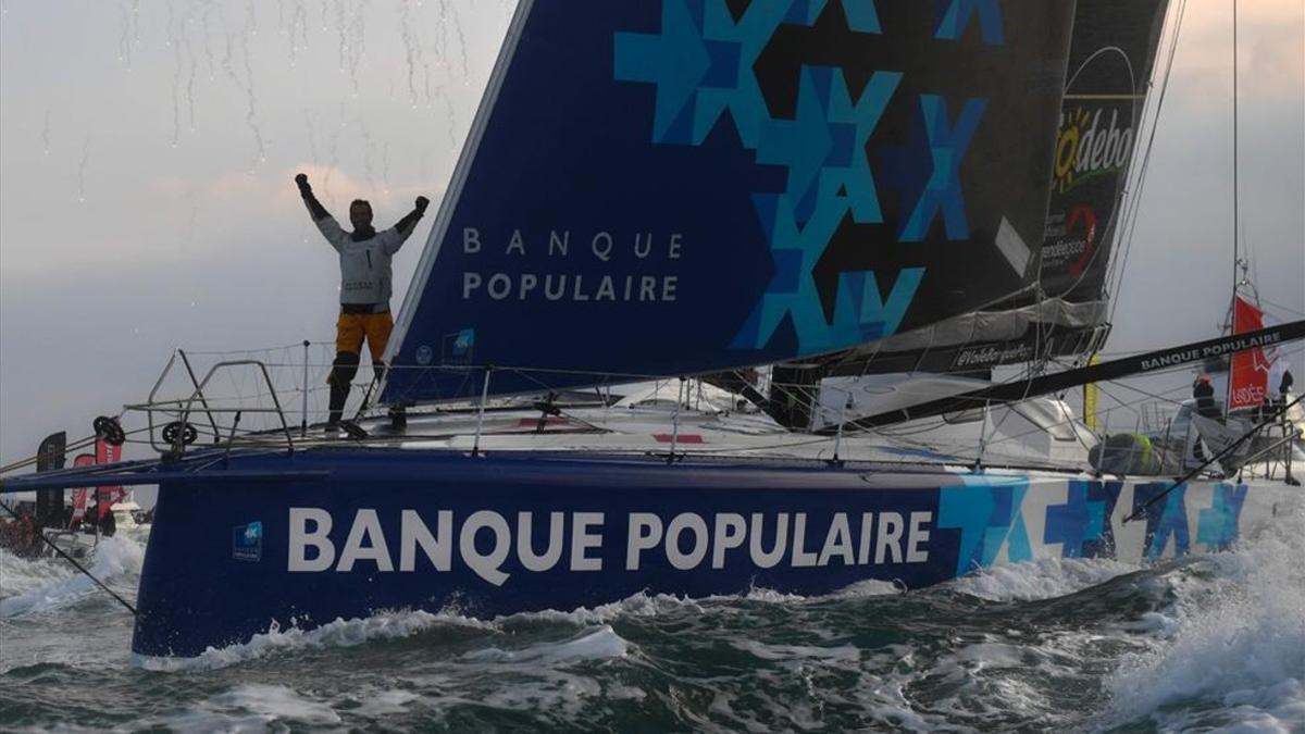 El Banque Populaire ha batido el record de la Vuelta al Mundo en solitario