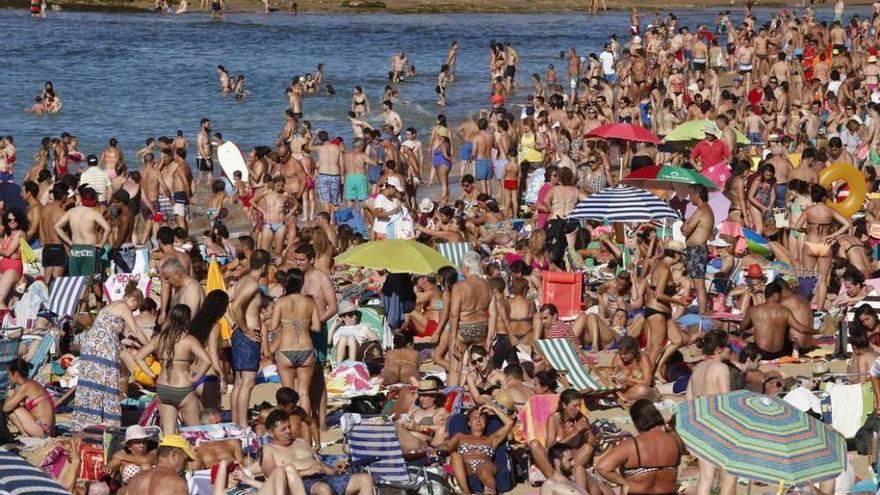 Primer día de agosto con lleno en las playas